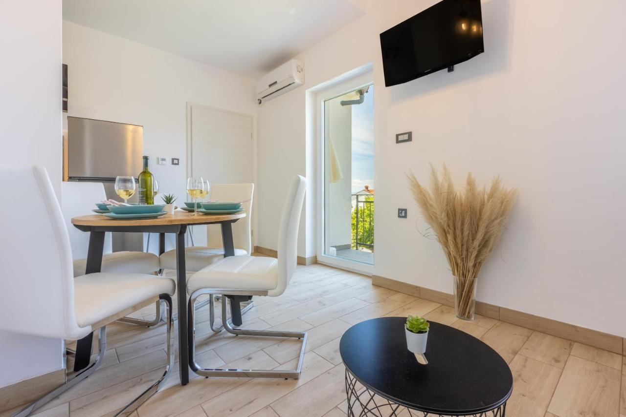 Summer Breeze Apartment Crikvenica Exterior foto